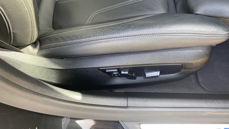 BMW 5 Series 520d xDrive MHT M Sport 4dr Step Auto Diesel Saloon